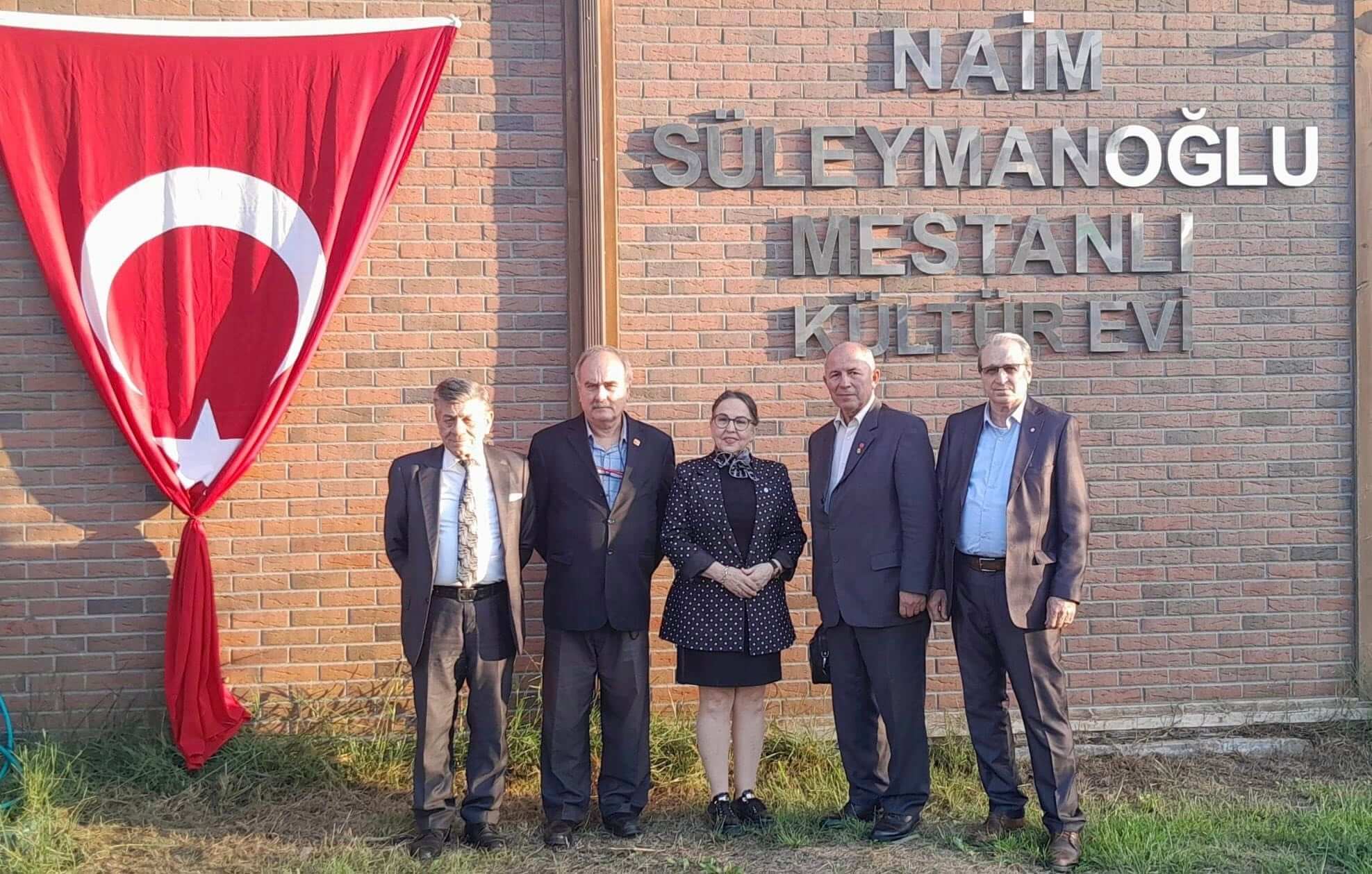 Balıkesir  BAL-GÖÇ Genel Merkezi Başkanı Ali ÇALIŞKAN ve Yönetim Kurulu üyeleri ile Dernek Başkanı Mustafa GÜNER ve Yönetim Kurulu üyeleri Derneğimizi ziyaret ettiler.